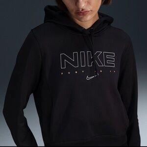 Nike women’s pullover hoodie XS black therma fit logo NWT AUTHENTIC !!